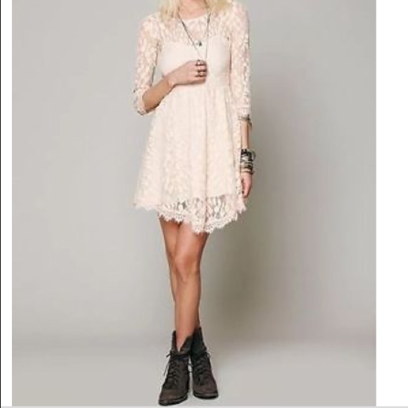 Free People Dresses & Skirts - Free people white lace leaf dress. Like new!